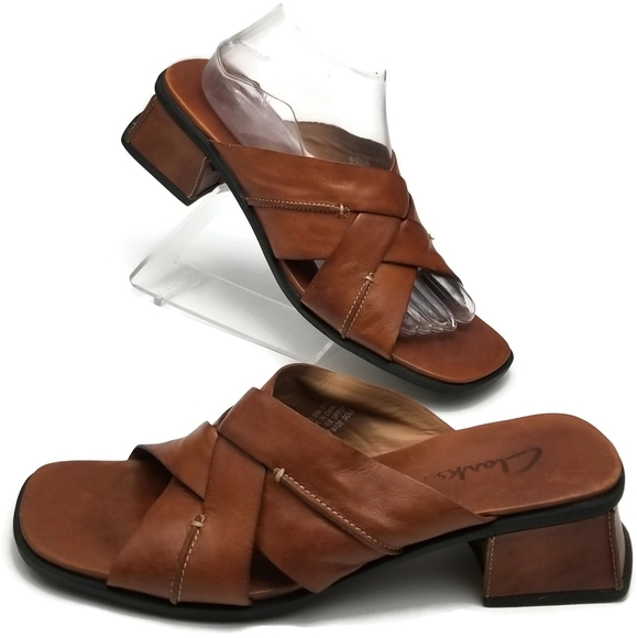 POSHMARK AMBASSADOR - Picture 5 of 5